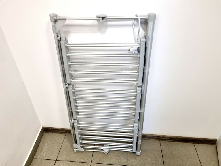 suszarka-elektryczna-do-prania-lakeland-25904-model-25904