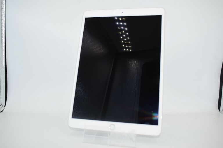 APPLE IPAD AIR 3 2019 WI-FI 64GB A2152 + GWARANCJ
