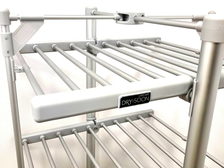 suszarka-elektryczna-do-prania-lakeland-25904-cechy-dodatkowe-elektryczna