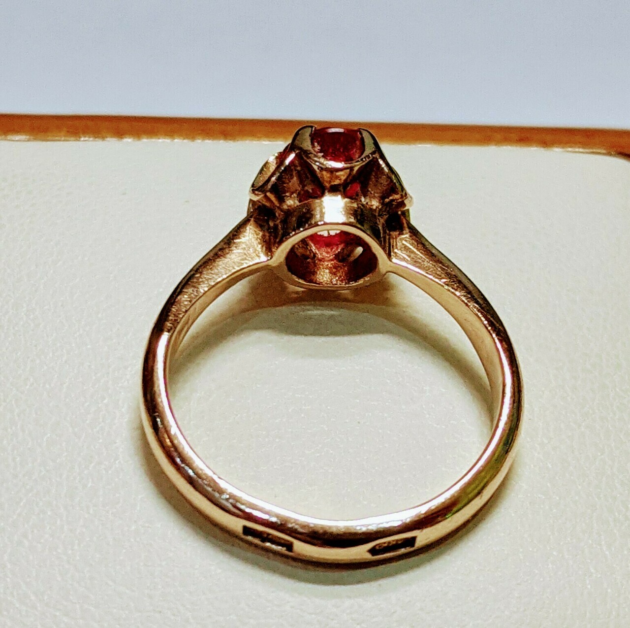 piekny-zloty-pierscionek-vintage-330g-0585-kamien-inny-kamien