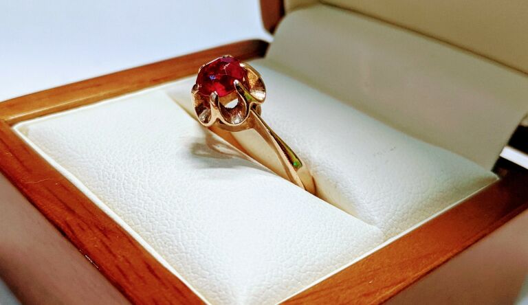 piekny-zloty-pierscionek-vintage-330g-0585-przemyslowa-1-wegrow