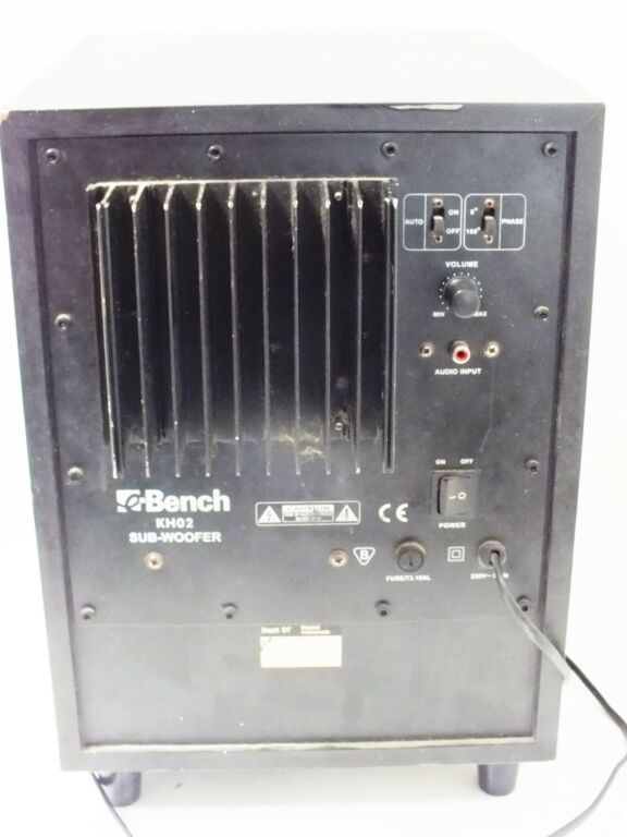 subwoofer-bench-kh-02-sprawny-okazja-stan-uzywany