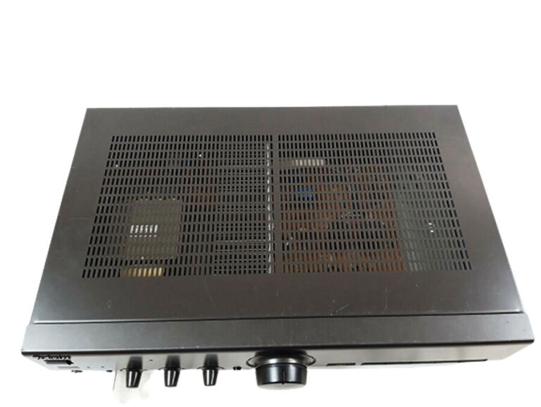 WZMACNIACZ TECHNICS SU-V500
