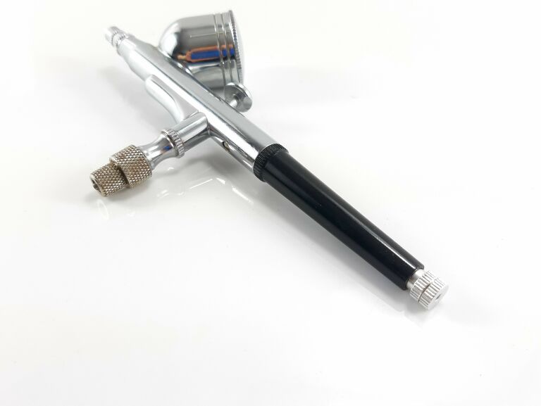 AEROGRAF PISTOLET MALARSKI