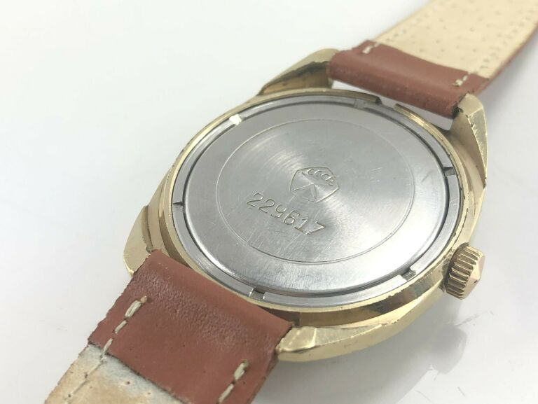 ZEGAREK MECHANICZNY CCCP SLAVA 229617 21 KAMIENI