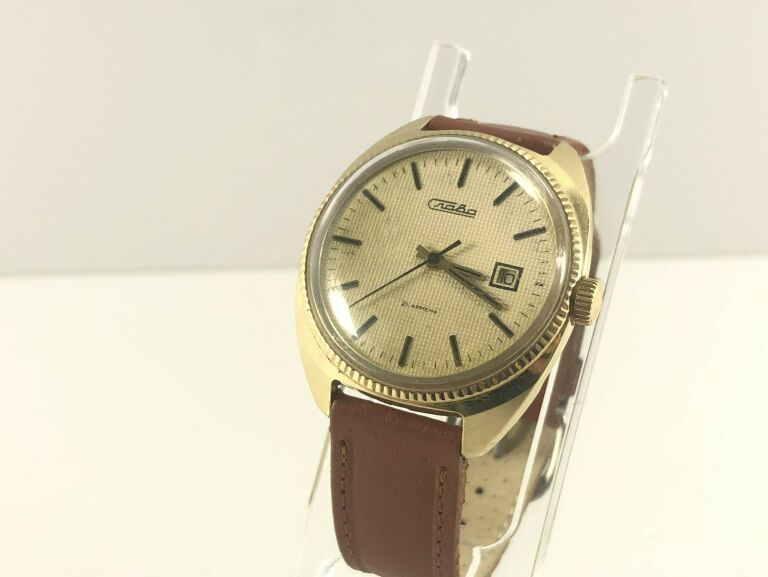 ZEGAREK MECHANICZNY CCCP SLAVA 229617 21 KAMIENI