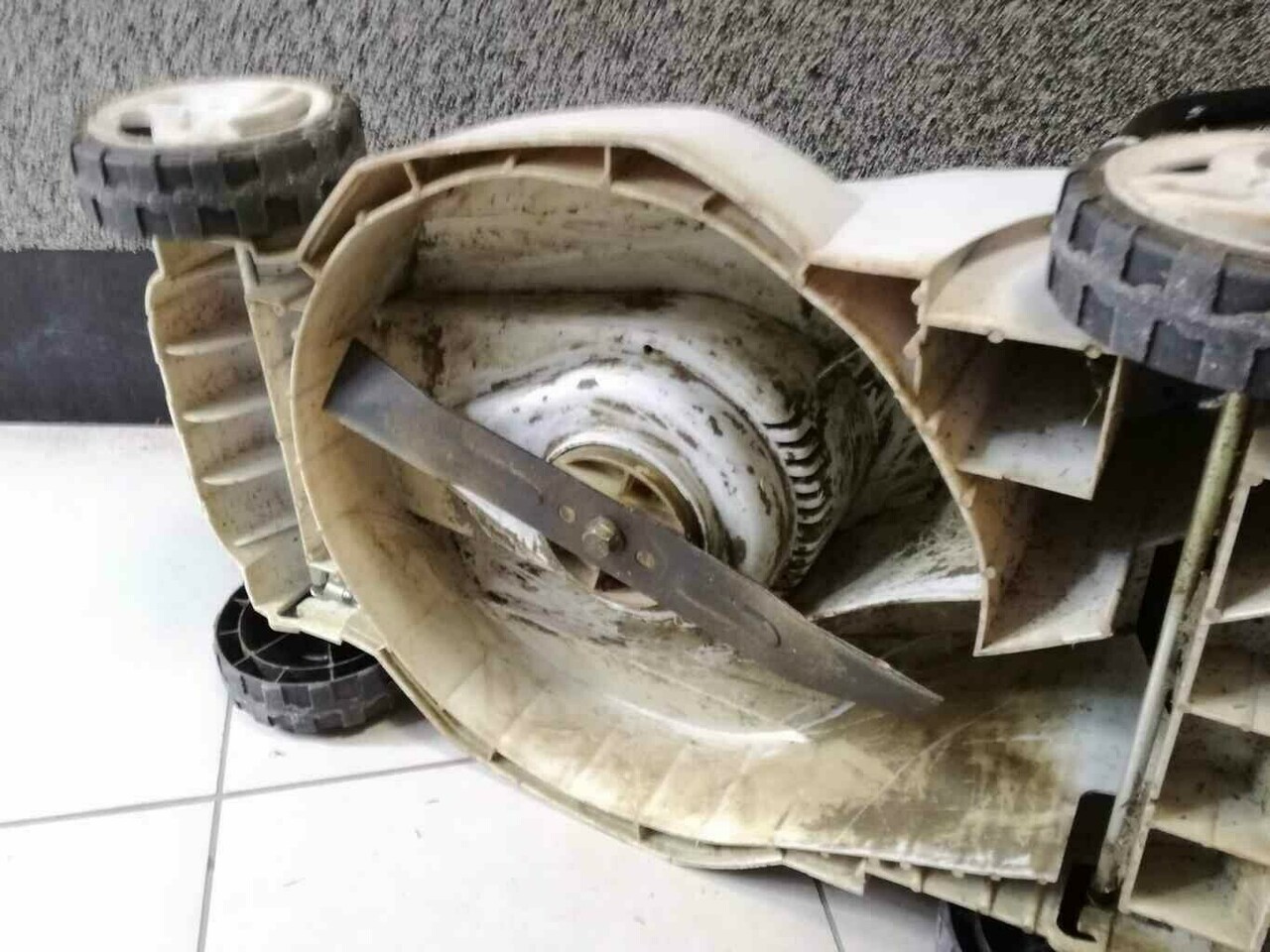 kosiarka-elektryczna-nac-le12-32-pb-s-seria