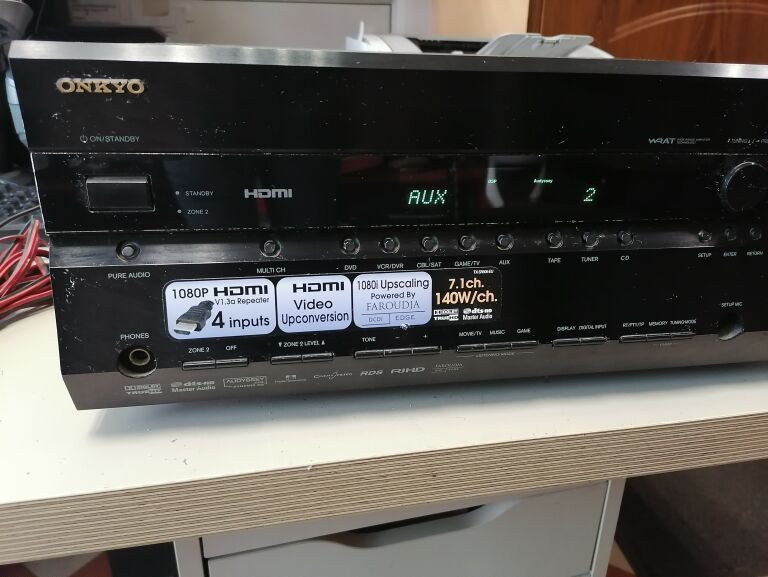 AMPLITUNER ONKYO TX-SR606