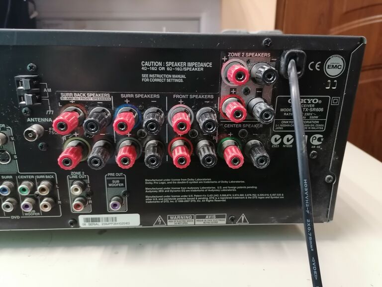 AMPLITUNER ONKYO TX-SR606