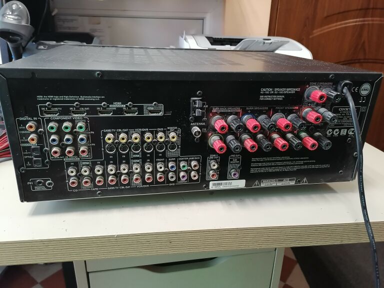 AMPLITUNER ONKYO TX-SR606