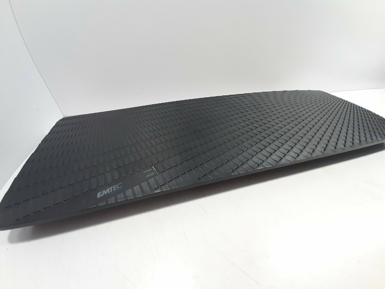 przenosne-tv-emtec-f200-movie-cube-set-top-box-stan-11323-2