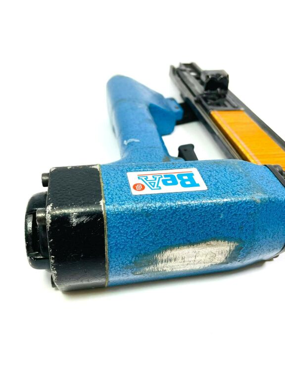 zszywacz-tapicerski-bea-1450-764-marka-bea