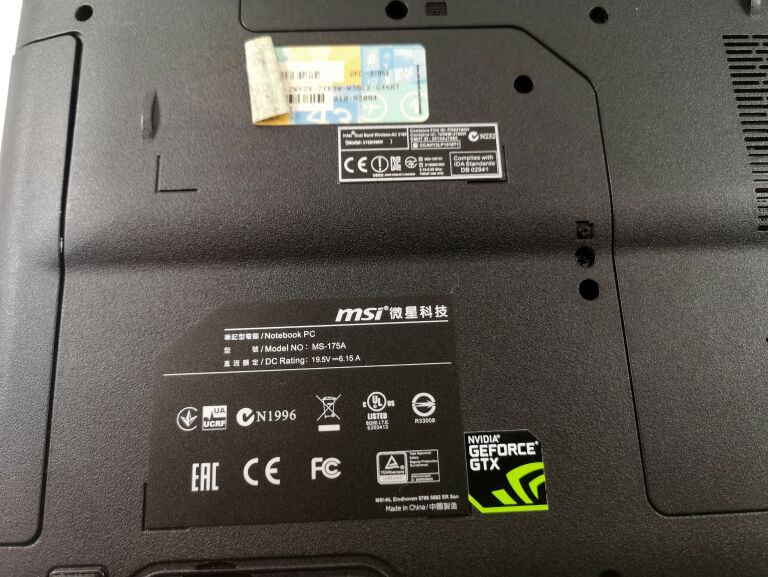 LAPTOP MSI GP70 I5/12 GB RAM/1 TB HDD + 250 GB SS