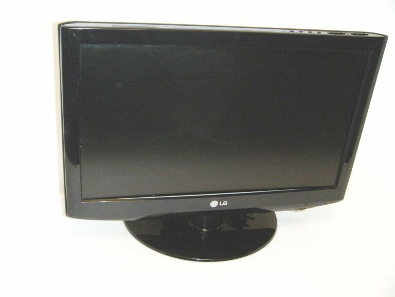 TELEWIZOR LG 19 CALI 19LD320