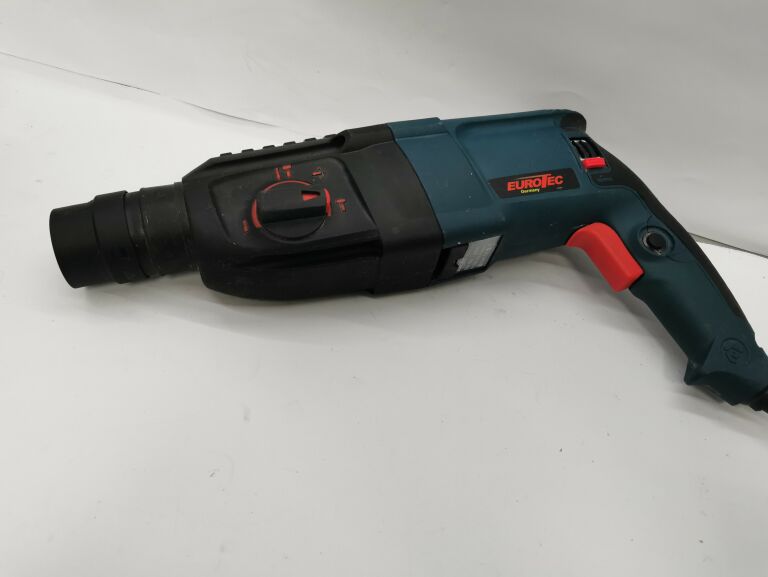 MŁOTOWIERTARKA EUROTEC RH-2600 Z1A4-26 KPL/WALIZK