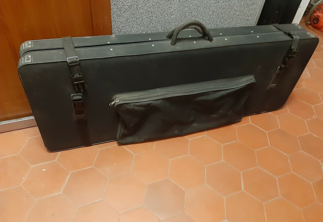 roland-discover-5-pokrowiec-model-discover-5