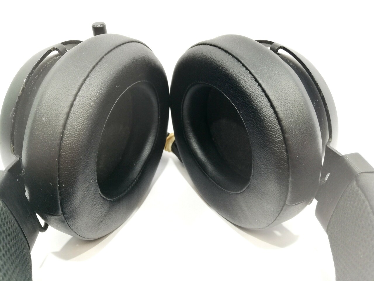 sluchawki-razer-kraken-pro-v2-rodzaj-sluchawek-nauszne