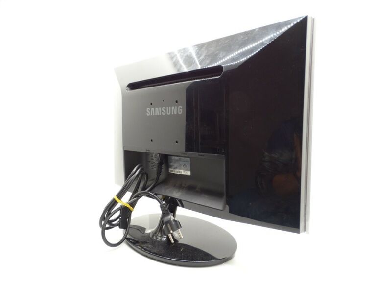 MONITOR SAMSUNG SYNCMASTER P2250 21,5 CALA