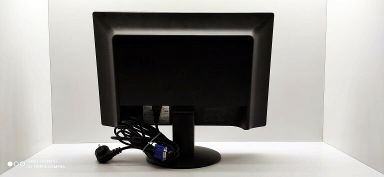monitor-lg-flatron-w1934s-bnkabzaskab-vga-ean-8801031069149