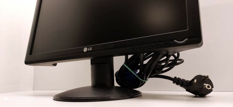 monitor-lg-flatron-w1934s-bnkabzaskab-vga-rodzaj-podswietlania-lcd