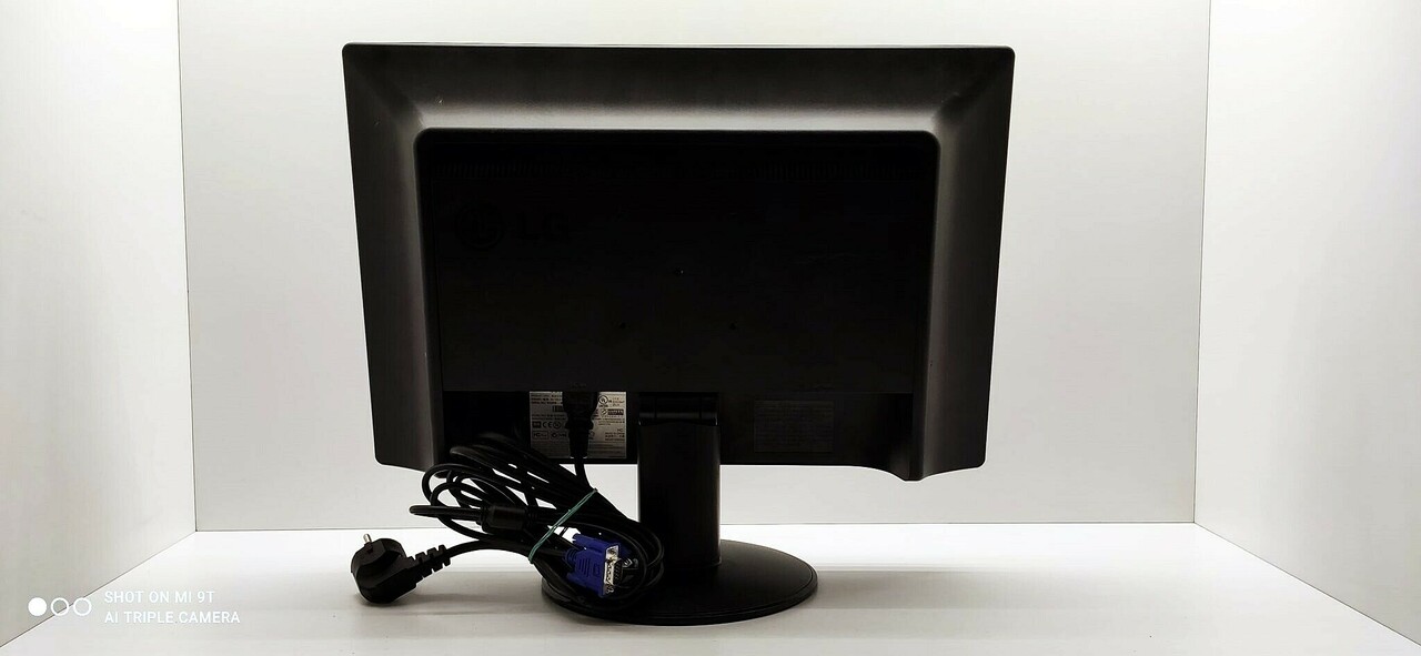 monitor-lg-flatron-w1934s-bnkabzaskab-vga-ean-8801031069149