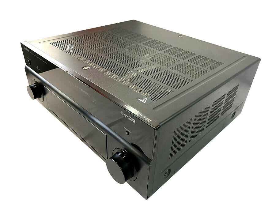 amplituner-yamaha-rx-v1067-real-cable-bm200400-stan-uzywany