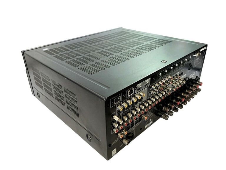 AMPLITUNER YAMAHA RX-V1067 + REAL CABLE BM200/400