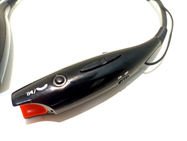 SŁUCHAWKI BLUETOOTH XX.Y
