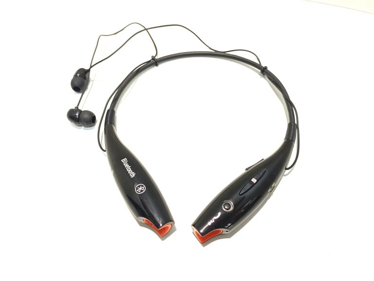 SŁUCHAWKI BLUETOOTH XX.Y