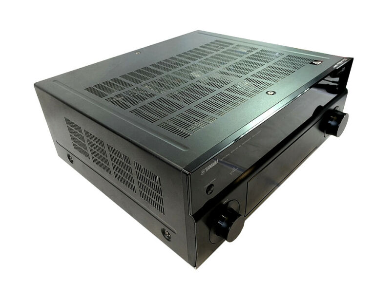 amplituner-yamaha-rx-v1067-real-cable-bm200400-marka-yamaha