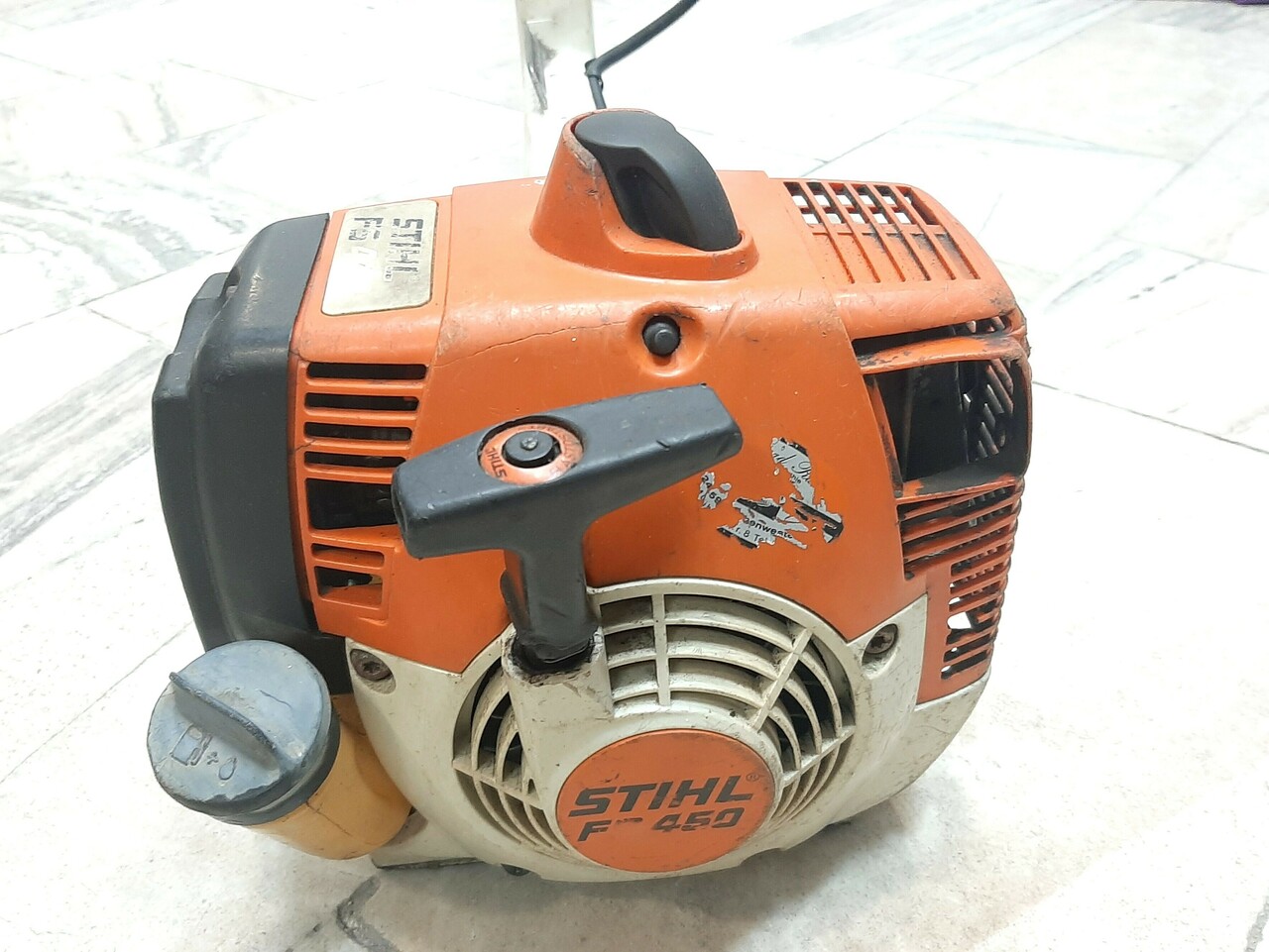 kosa-spalinowa-stihl-fs-450-waga-narzedzia-9