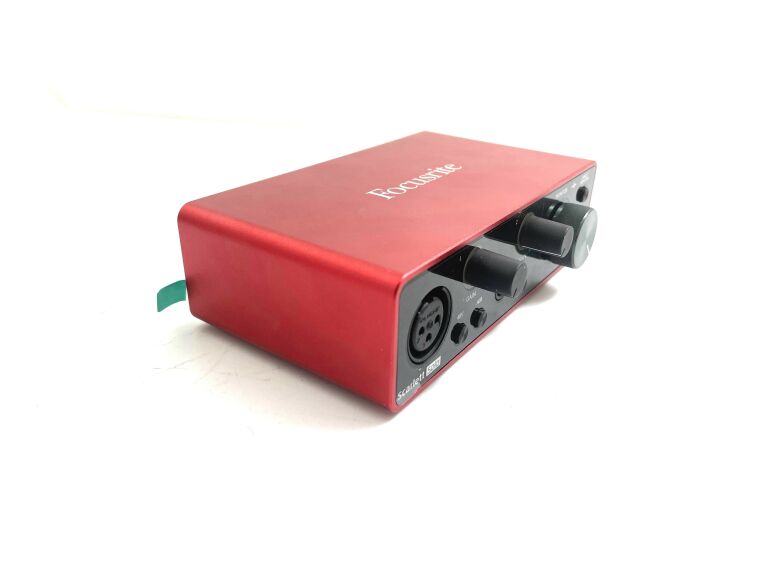 interfejs-audio-focusrite-scarlett-solo-3gen-dz-kod-producenta