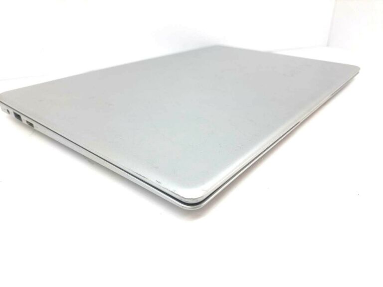 LAPTOP KIANO SLIMNOTE 14.2 32/2 INTEL ATOM 1,44GH