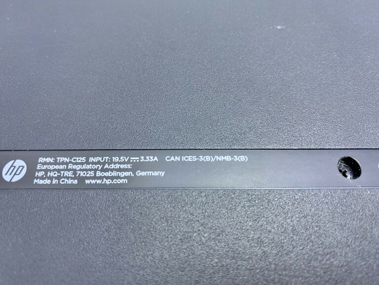 HP 15-AY173NW I7-7 8GB/1TB RADEON R7 M440 BATERIA