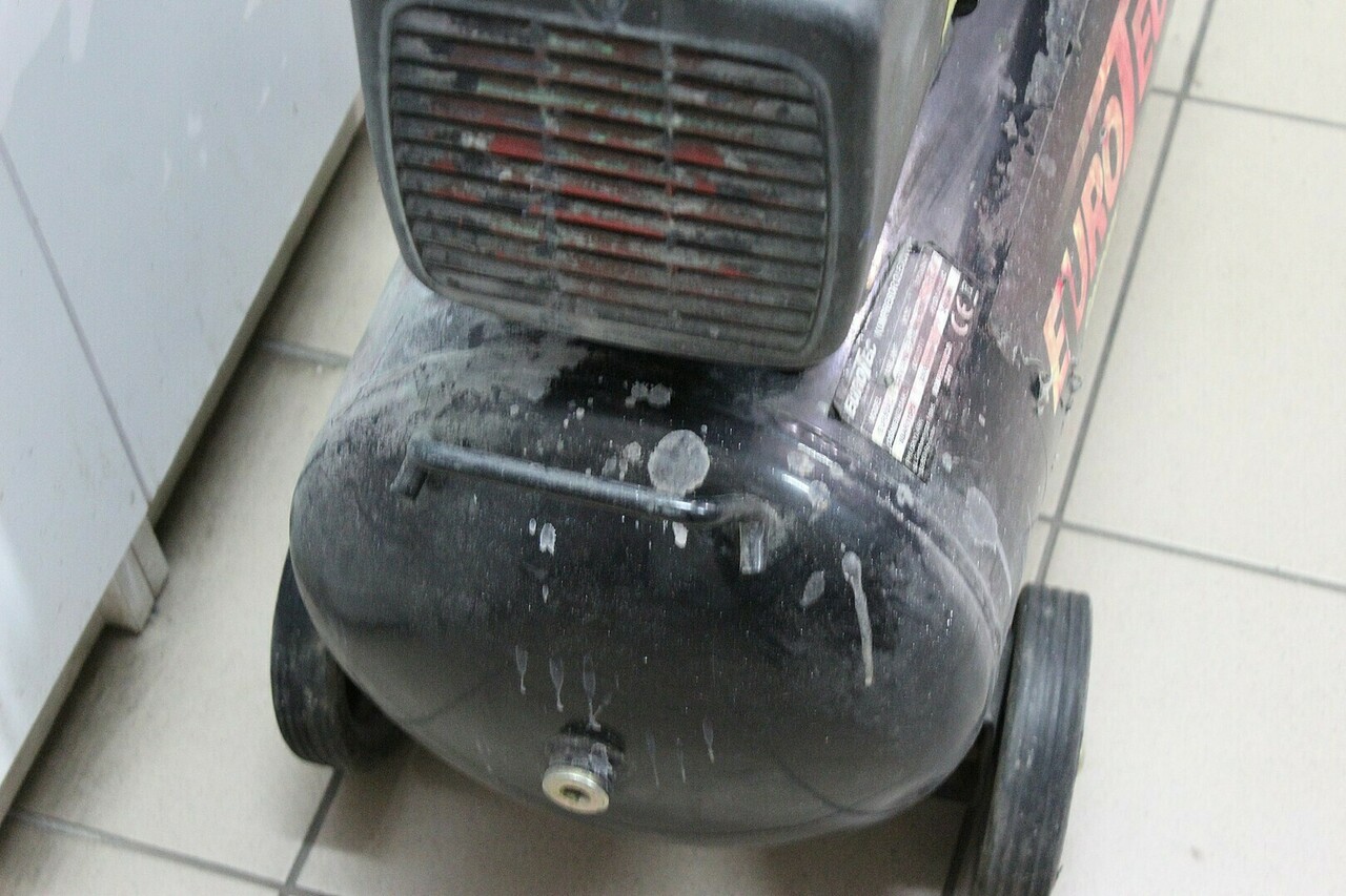 kompresor-olejowy-50l-eurotec-eur50ac-kod-producenta-34523423