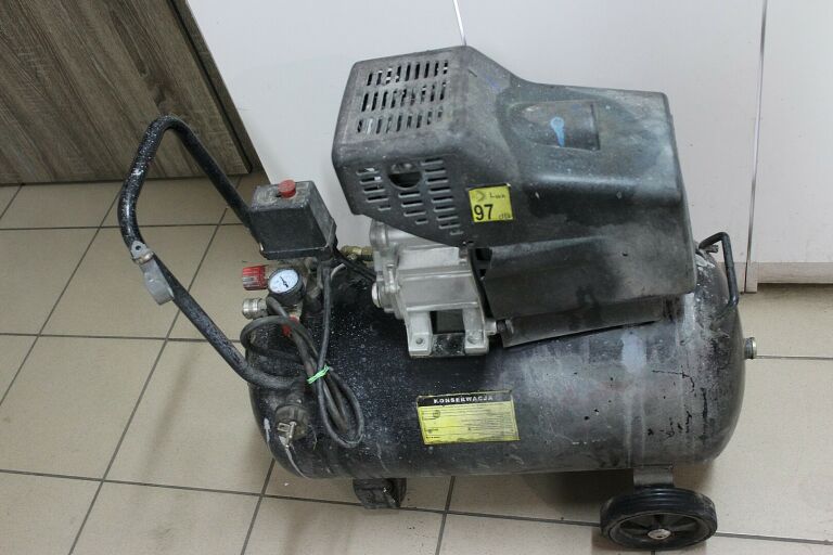 kompresor-olejowy-50l-eurotec-eur50ac-moc-silnika-38