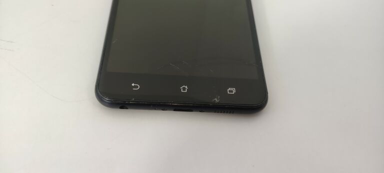ASUS Z01HD