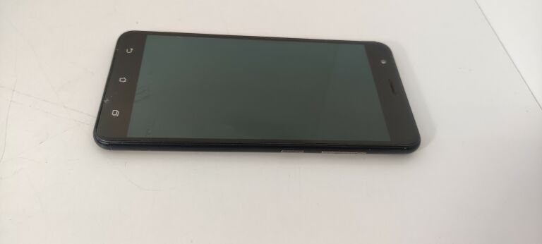 ASUS Z01HD