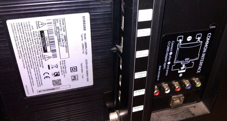 TV SAMSUNG UE55RU7102
