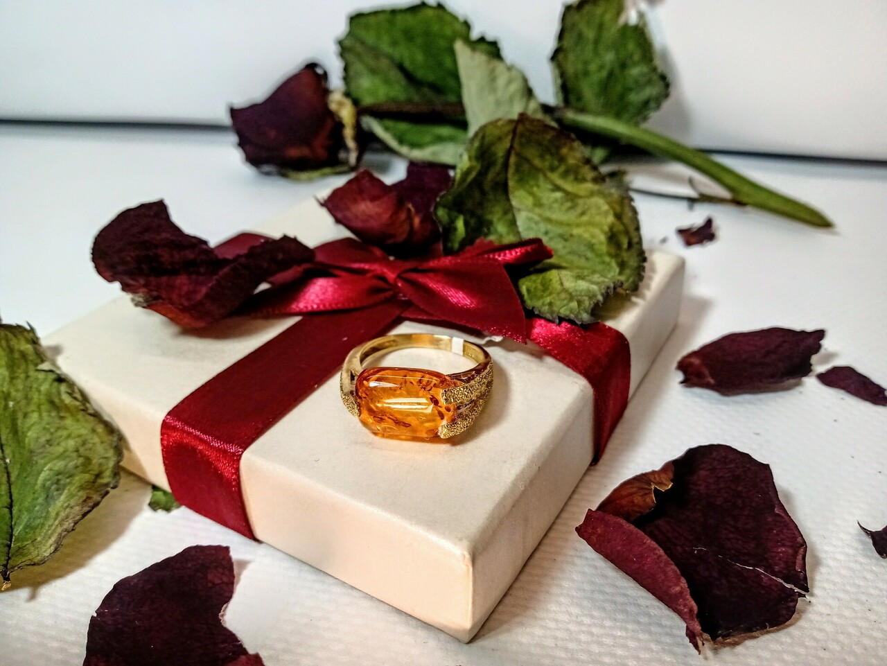 pierscionek-444g-pr750-r17-batorego-12-sj-skierniewice