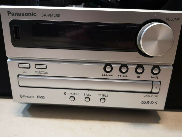 WIEŻA PANASONIC SC PM250