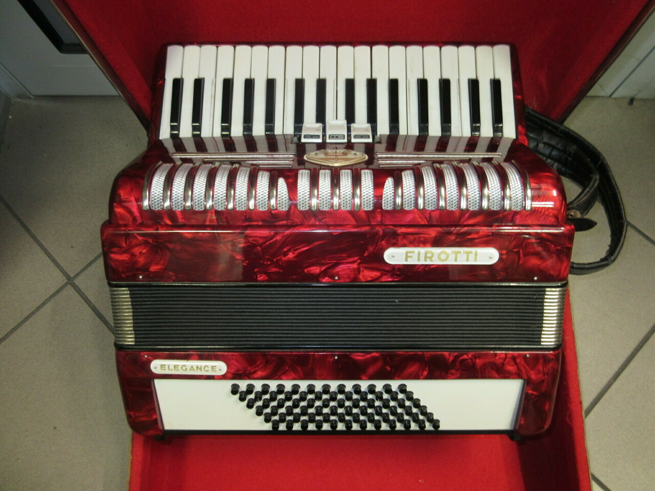 akordeon-firotti-elegance-72-futeral-kod-producenta-elegance