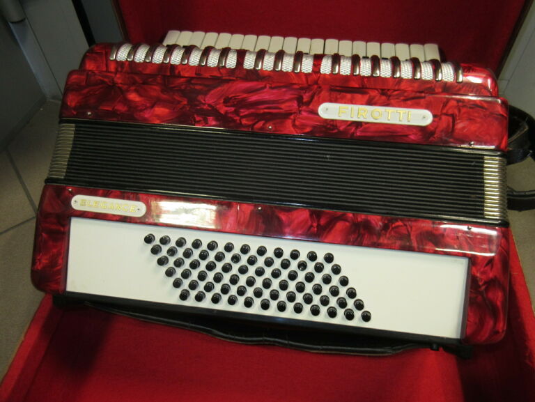 akordeon-firotti-elegance-72-futeral-stan-uzywany