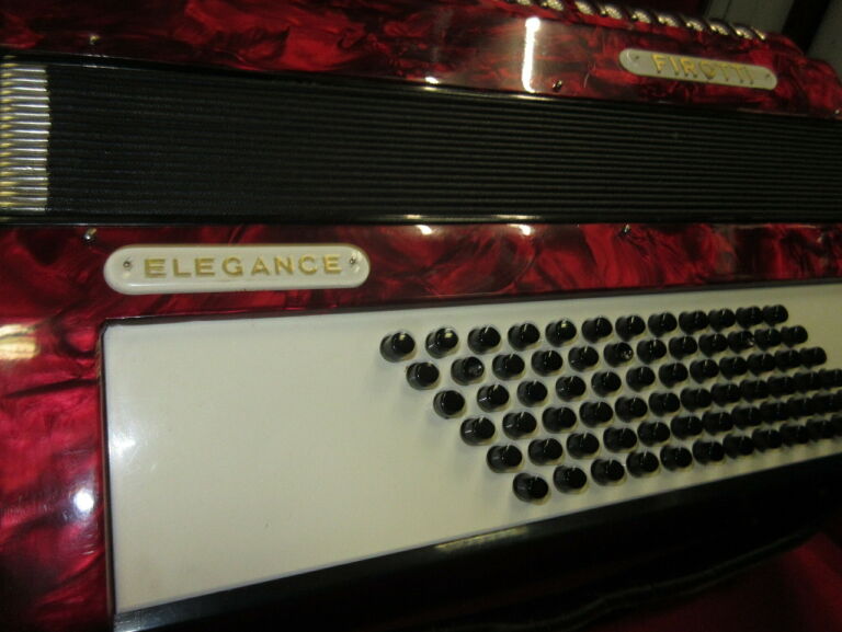 akordeon-firotti-elegance-72-futeral-marka-firotti
