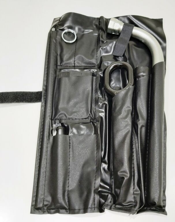 zestaw-naprawczy-klucze-koncowka-holowania-audi-pocztowa-1-chelm