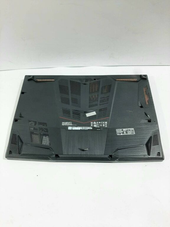 LAPTOP MSI BRAVO 15 A4DDR-276 PL