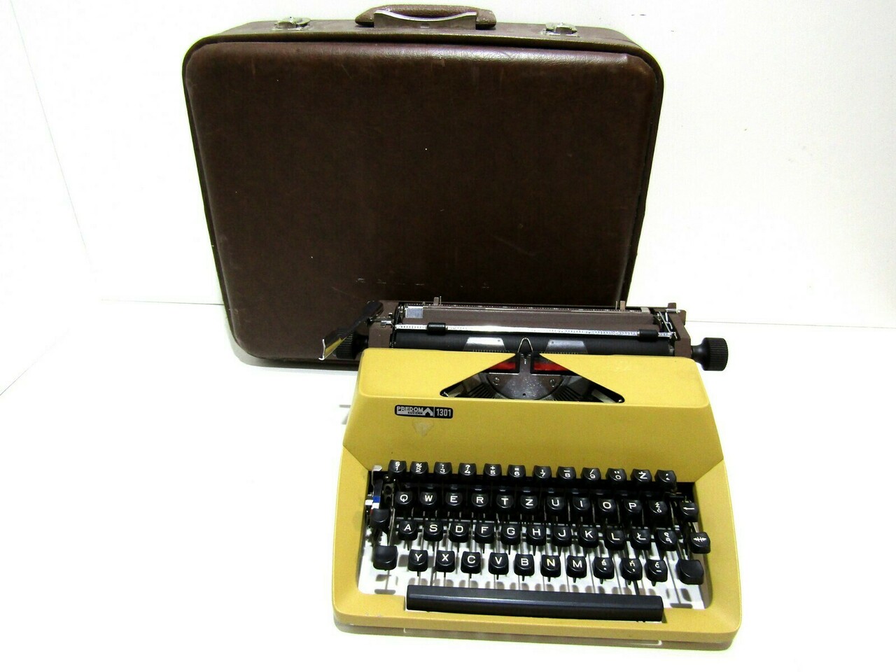 maszyna-do-pisania-predom-lucznik-1301-walizka-kosciuszki-48-bilgoraj