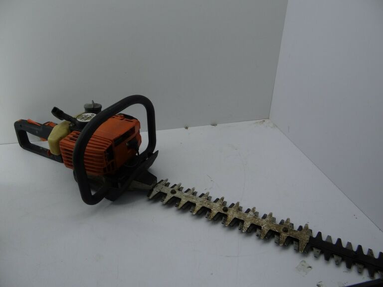 NOŻYCE SPALINOWE STIHL HS 80
