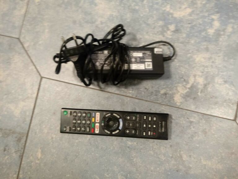TELEWIZOR SONY KDL-49WE660 SMART TV PILOT ZASILAC