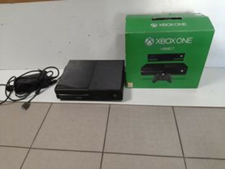 KONSOLA XBOX ONE (MODEL 1540)500GB KPL